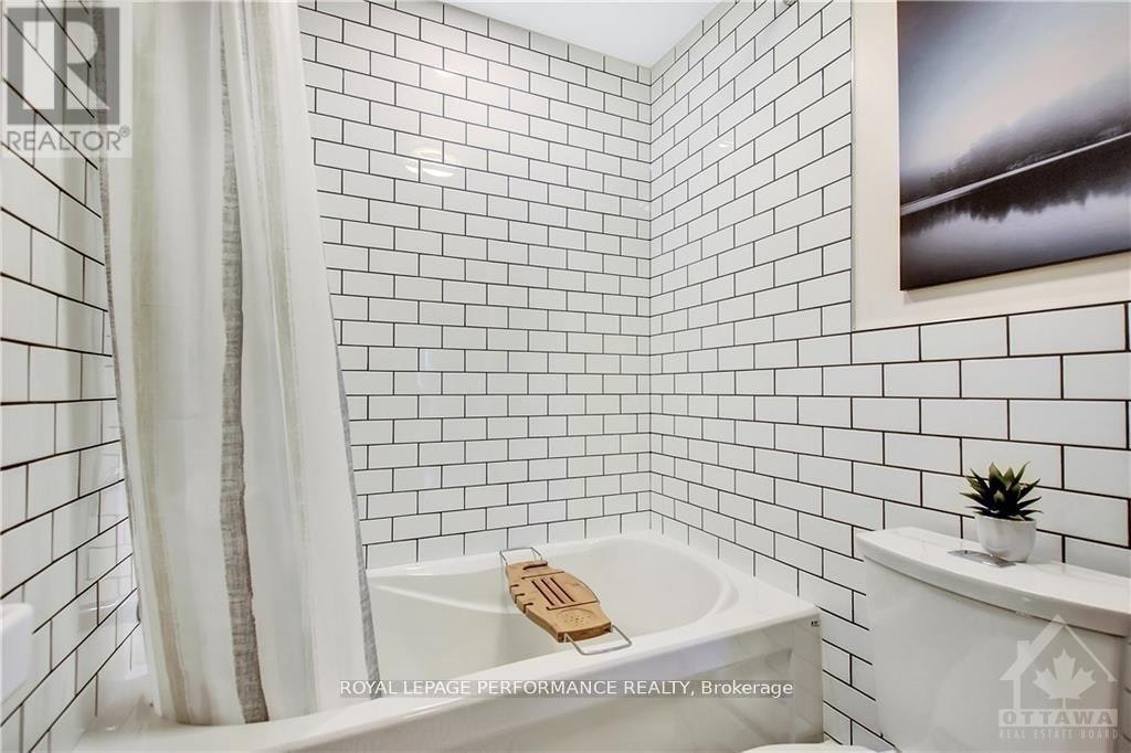 48 Hawthorne Avenue, Ottawa, ON, K1S 0B1 - 17