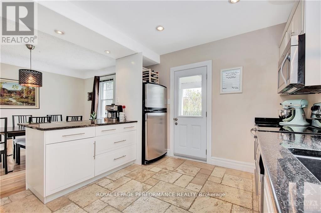 48 Hawthorne Avenue, Ottawa, ON, K1S 0B1 - 10