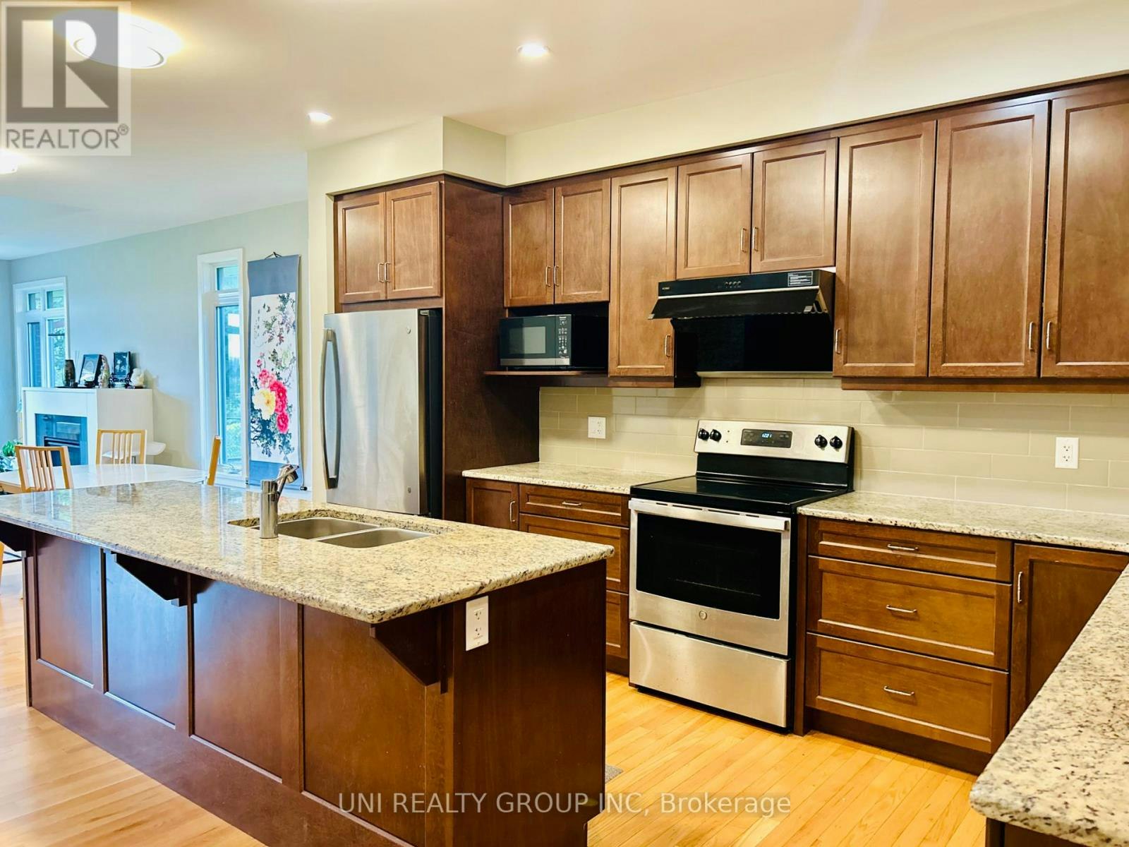 70 Stanhope Court, Manotick, ON, K2J 6S2 - 5
