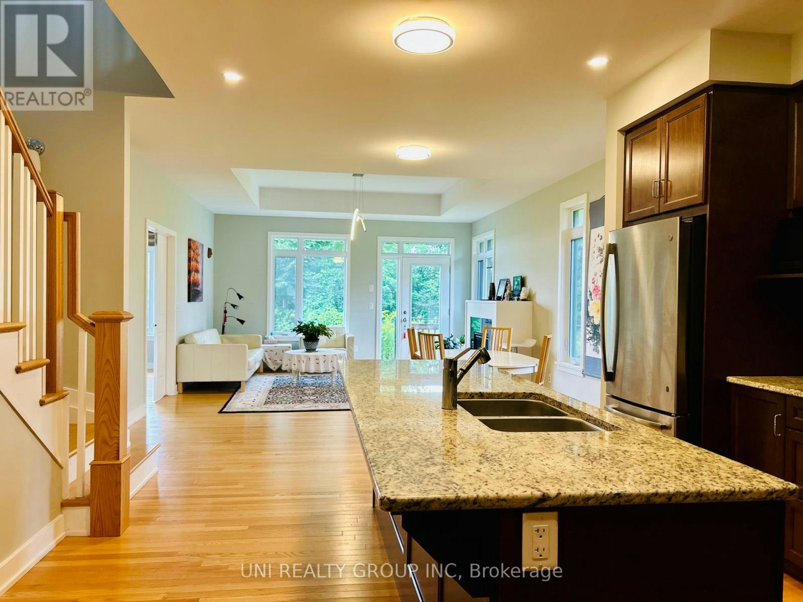 70 Stanhope Court, Manotick, ON, K2J 6S2 - 4
