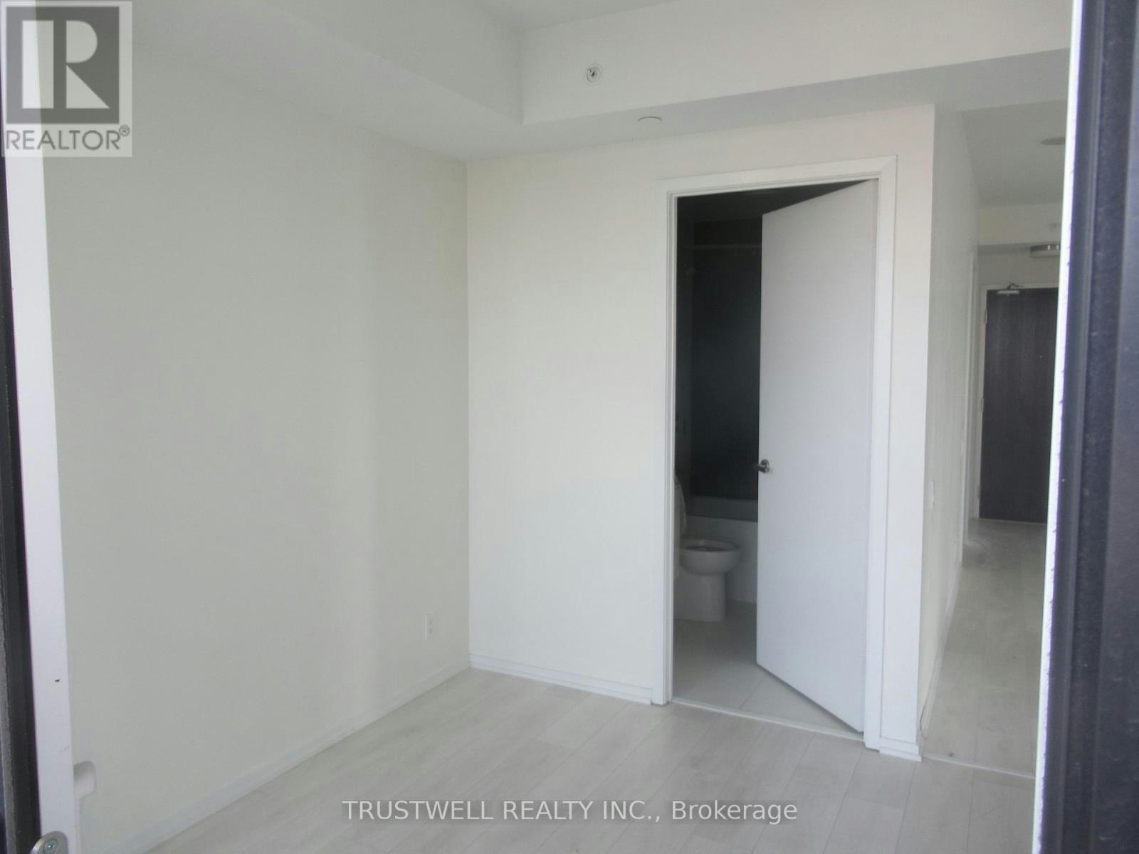 902-125 Peter Street, Toronto, ON, M5V 0M2 - 8