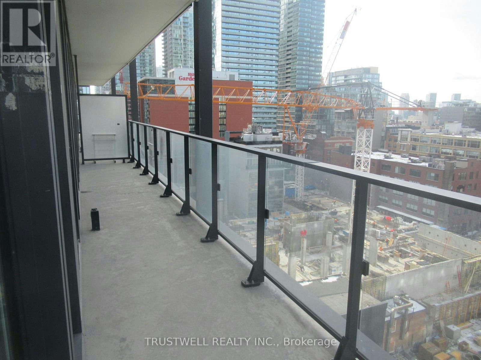 902-125 Peter Street, Toronto, ON, M5V 0M2 - 11