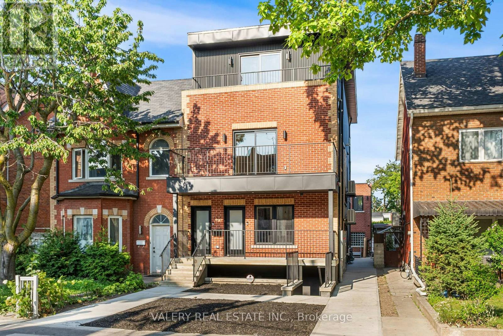 LANEWAY MAIN-131 Dovercourt Road, Toronto, ON, M6J 3C5 - 11