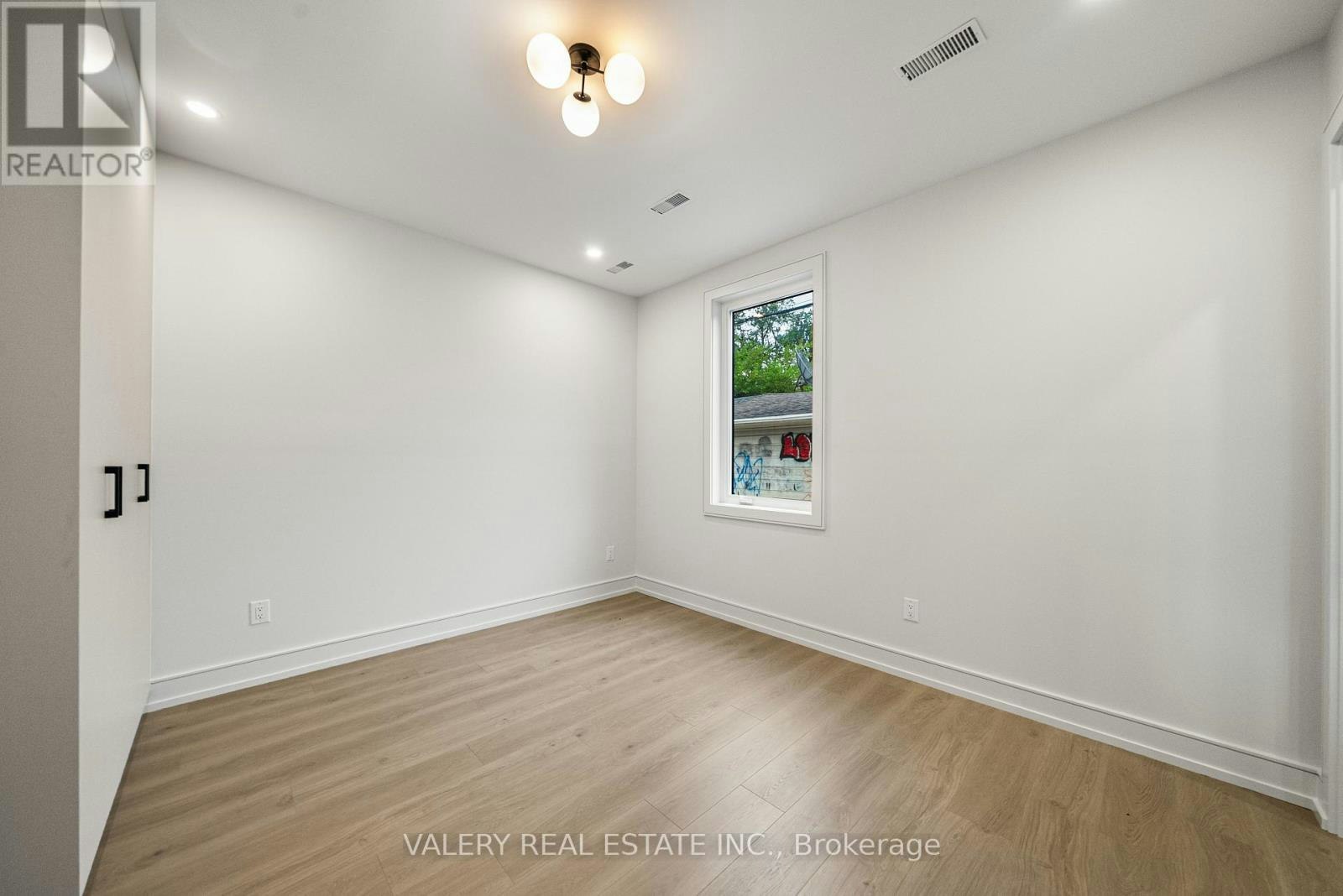 LANEWAY MAIN-131 Dovercourt Road, Toronto, ON, M6J 3C5 - 6