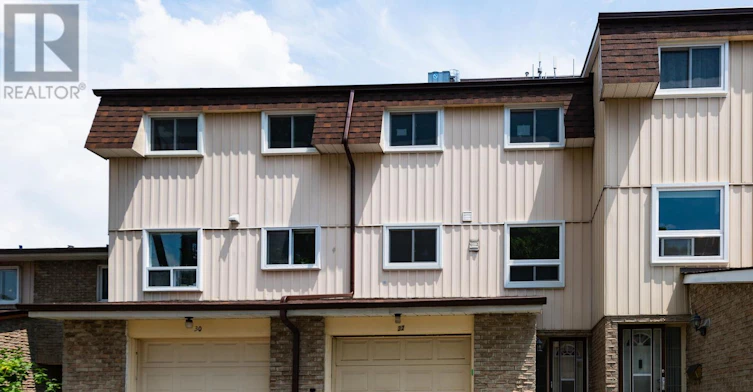 32-44 Chester Le Boulevard, Toronto, ON, M1W 2M8