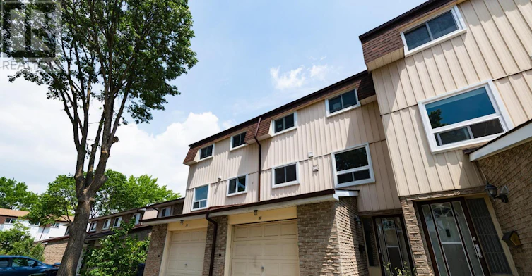 32-44 Chester Le Boulevard, Toronto, ON, M1W 2M8 - 2
