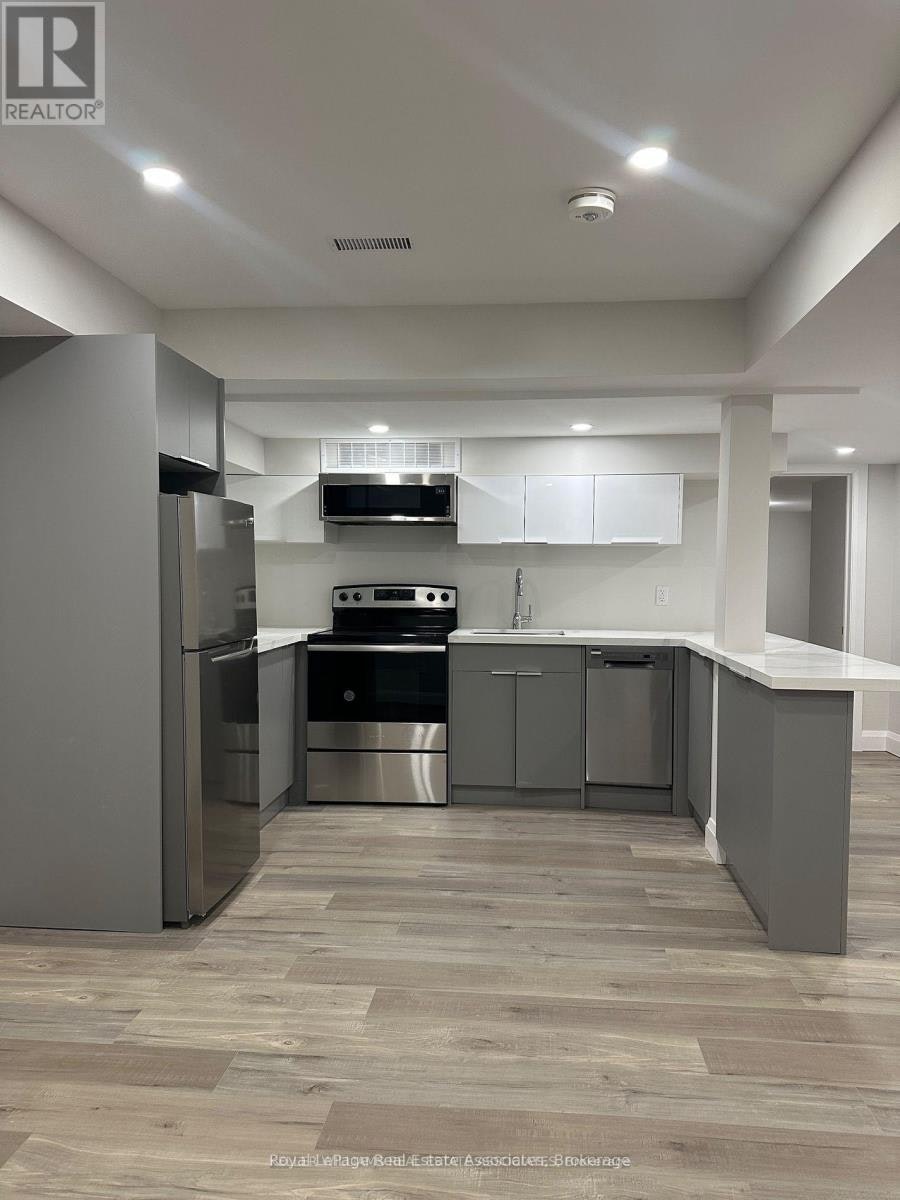24 Hubbell Road, Brampton, ON, L6Y 2A5 - 2