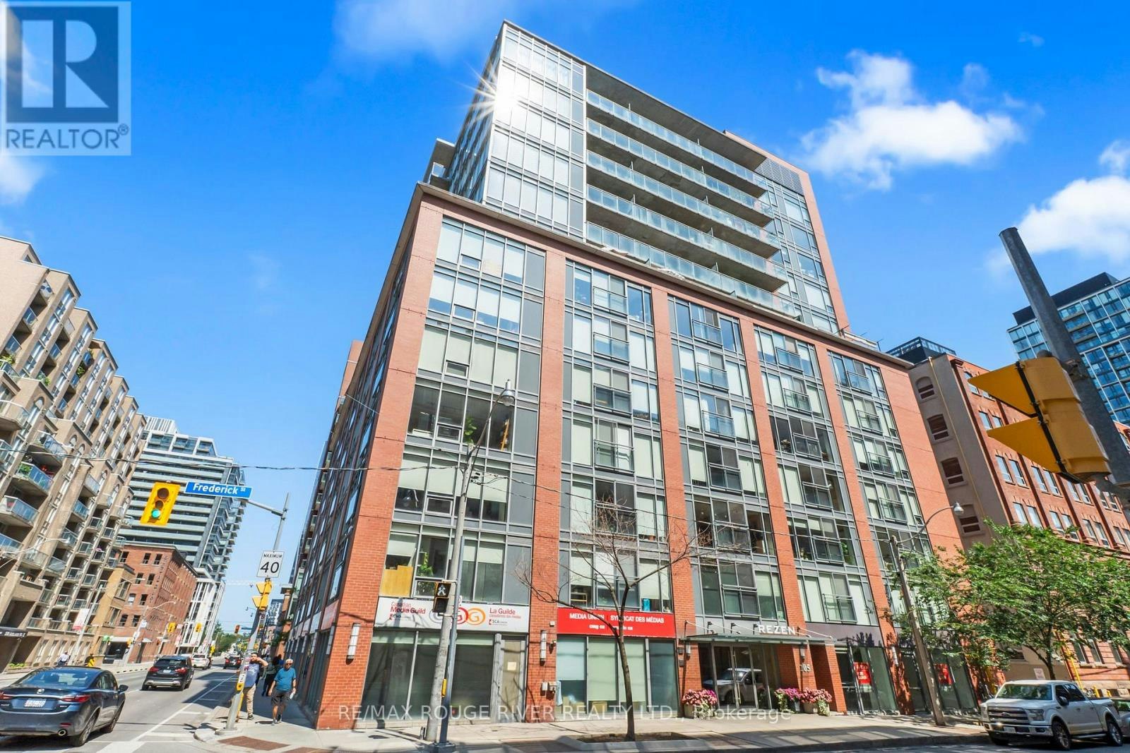 704-205 Frederick Street, Toronto, ON, M5A 4V3