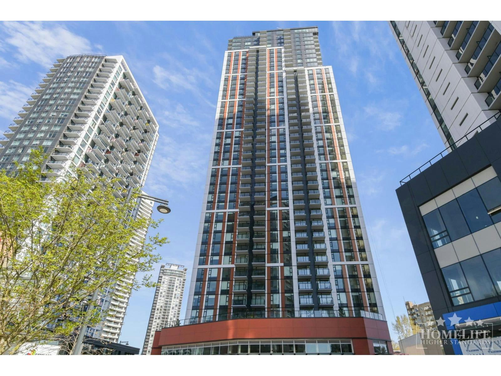 306-13725 George Junction, Surrey, BC, V3T 4Y3