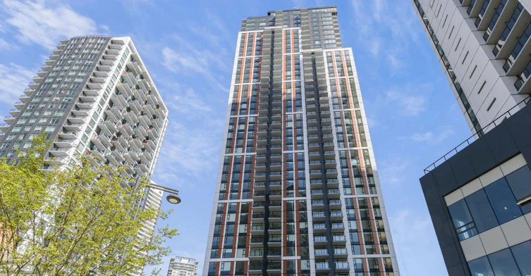 306-13725 George Junction, Surrey, BC, V3T 4Y3