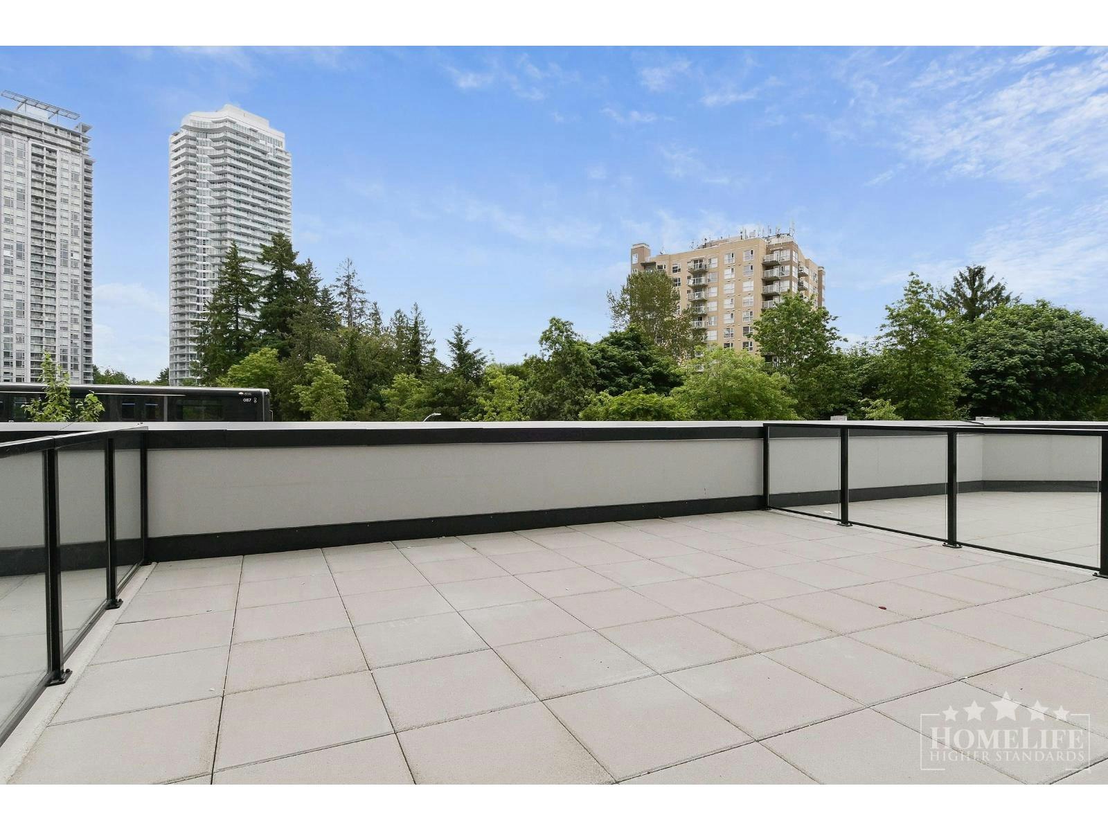 306-13725 George Junction, Surrey, BC, V3T 4Y3 - 11