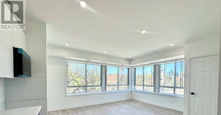 4-409 College Street, Toronto, ON, M5T 1T1 - 3
