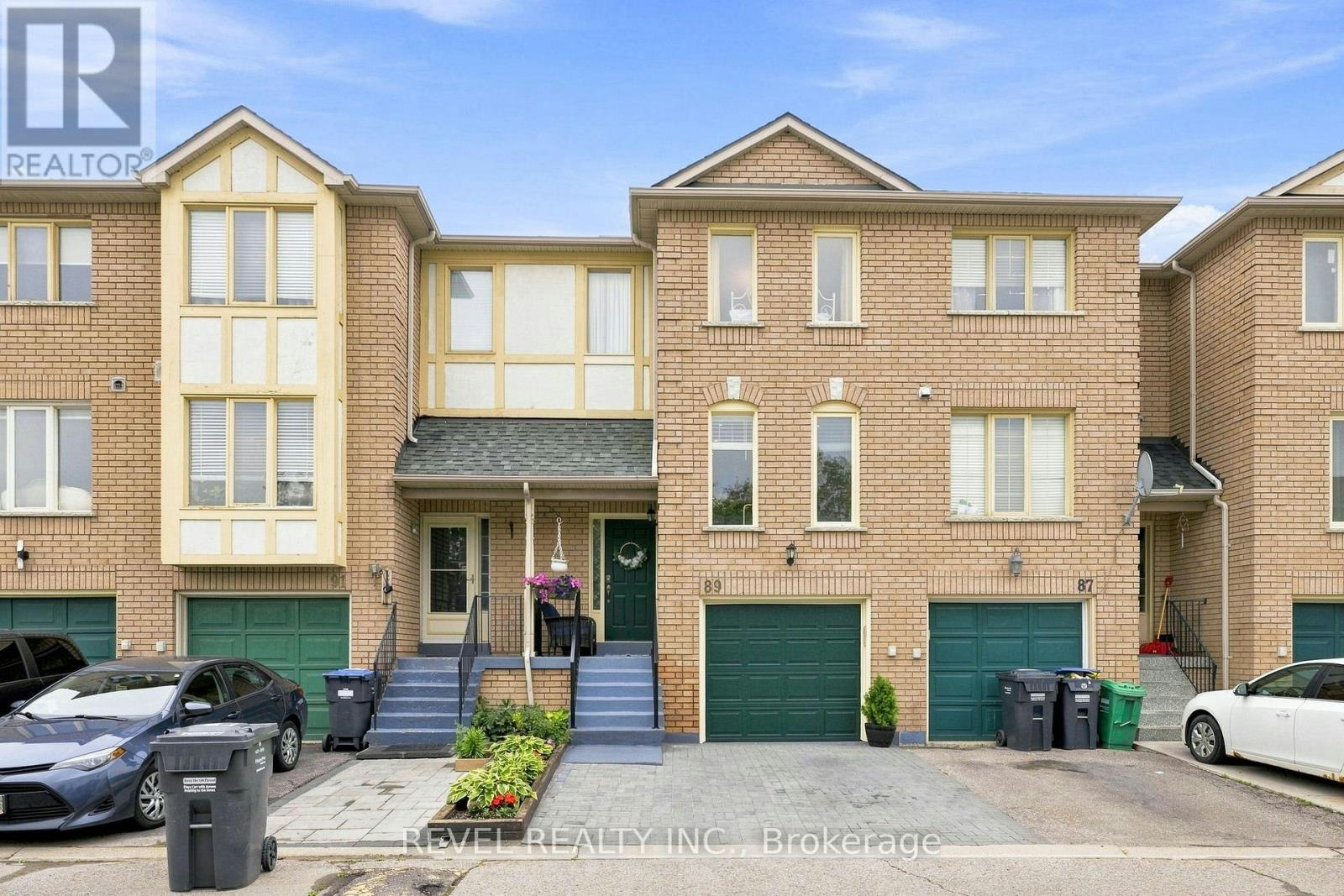 89-2 Sir Lou Drive, Brampton, ON, L6Y 5A8