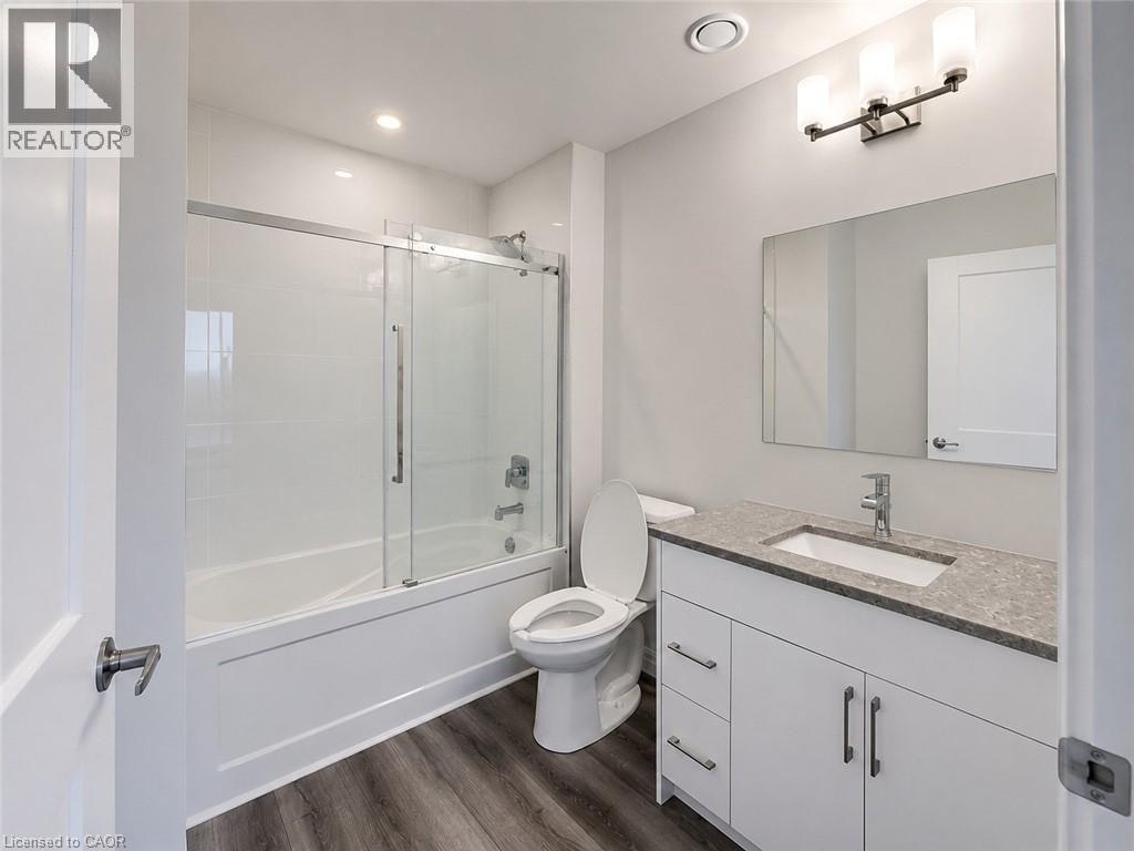 1402-60 Charles Street, Kitchener, ON, N2G 0C9 - 17