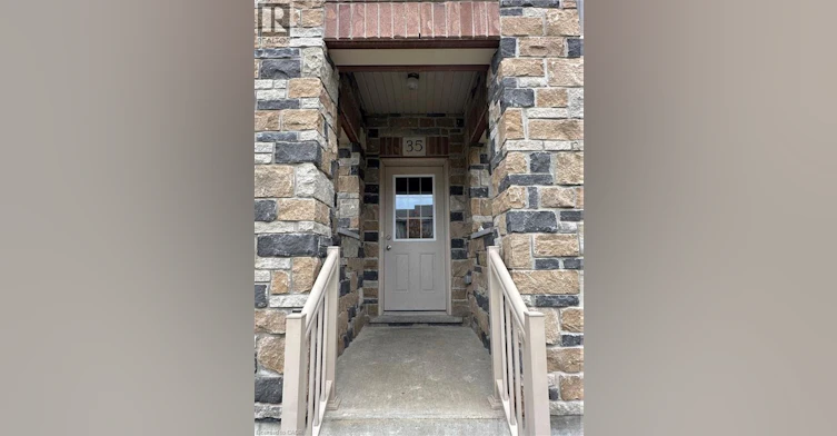 35 Eliza Avenue, Kitchener, ON, N2E 0G2 - 2