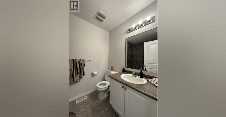 35 Eliza Avenue, Kitchener, ON, N2E 0G2 - 36