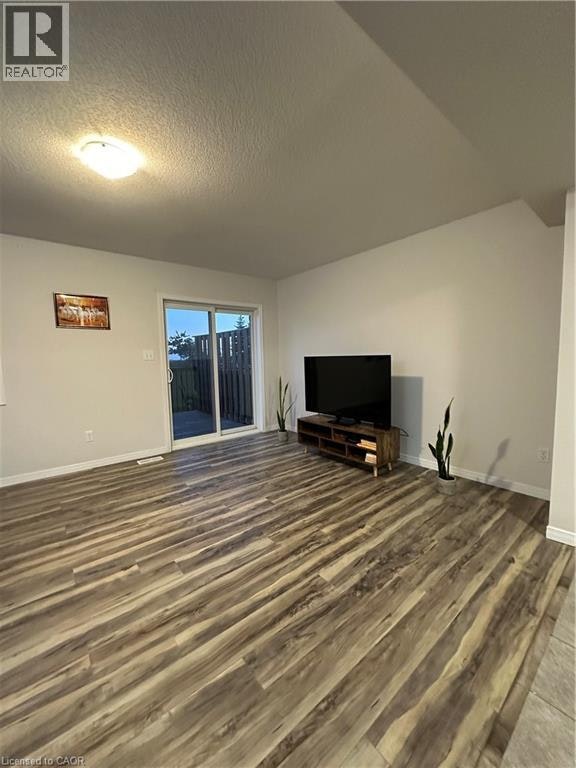 35 Eliza Avenue, Kitchener, ON, N2E 0G2 - 23