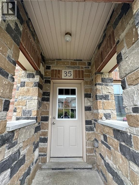 35 Eliza Avenue, Kitchener, ON, N2E 0G2 - 3