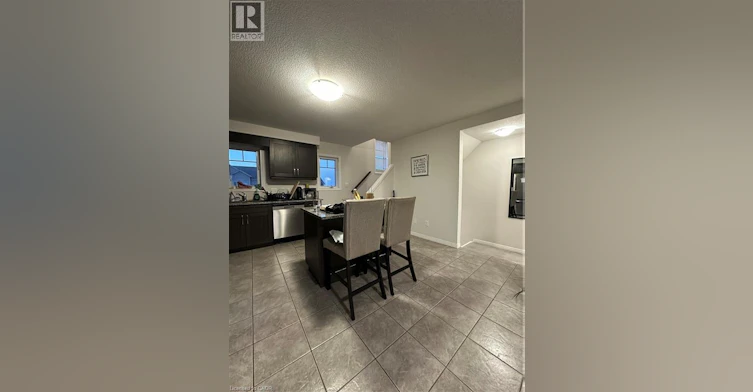 35 Eliza Avenue, Kitchener, ON, N2E 0G2 - 18