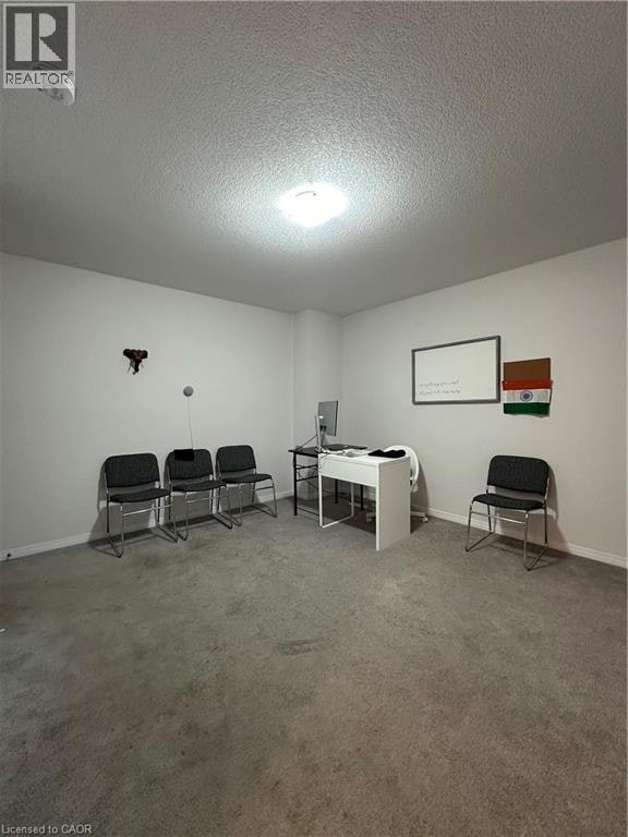 35 Eliza Avenue, Kitchener, ON, N2E 0G2 - 6