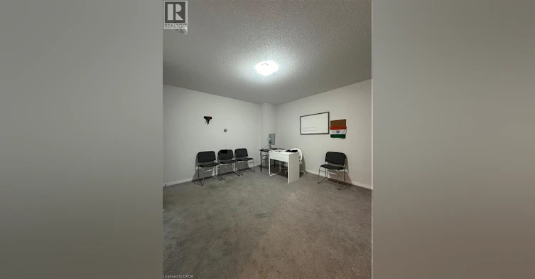 35 Eliza Avenue, Kitchener, ON, N2E 0G2 - 6