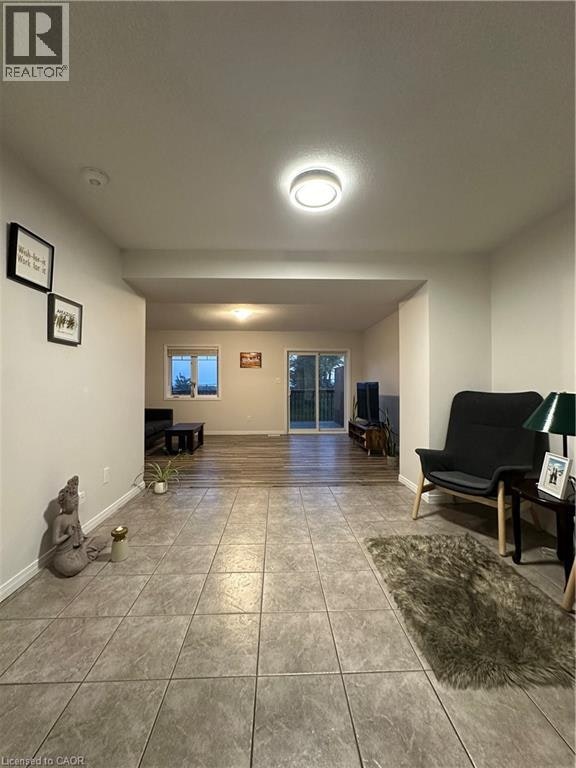 35 Eliza Avenue, Kitchener, ON, N2E 0G2 - 21