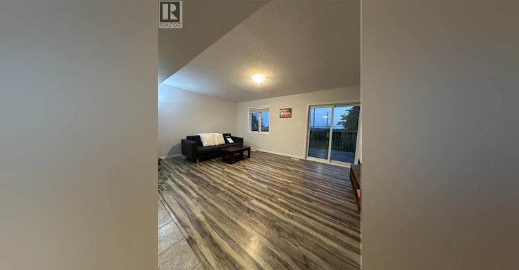 35 Eliza Avenue, Kitchener, ON, N2E 0G2 - 24