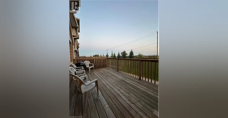 35 Eliza Avenue, Kitchener, ON, N2E 0G2 - 26