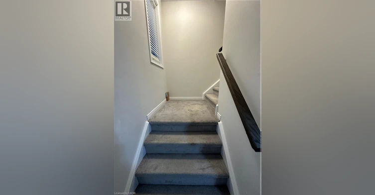 35 Eliza Avenue, Kitchener, ON, N2E 0G2 - 10