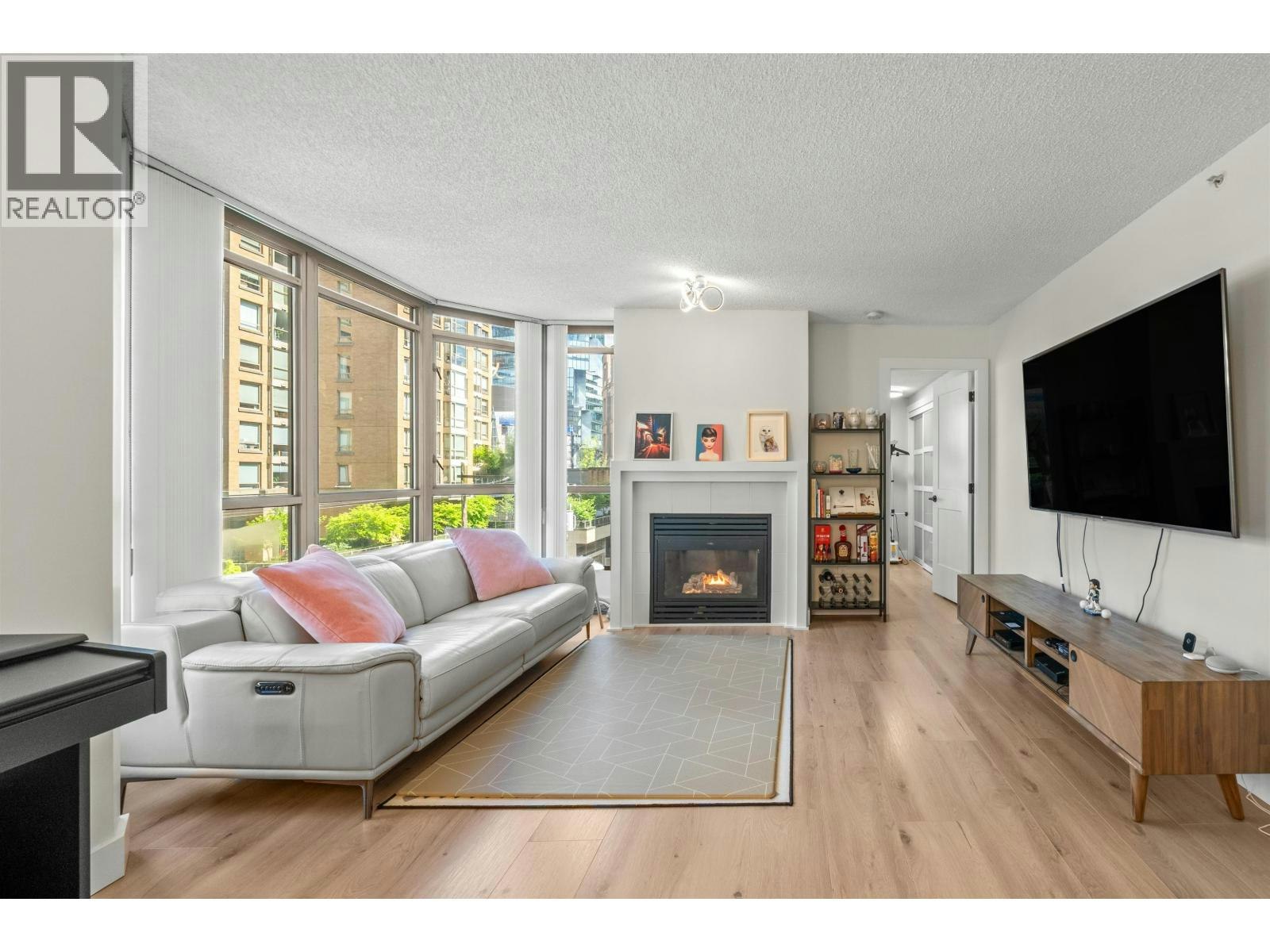 706-867 Hamilton Street, Vancouver, BC, V6B 2R7