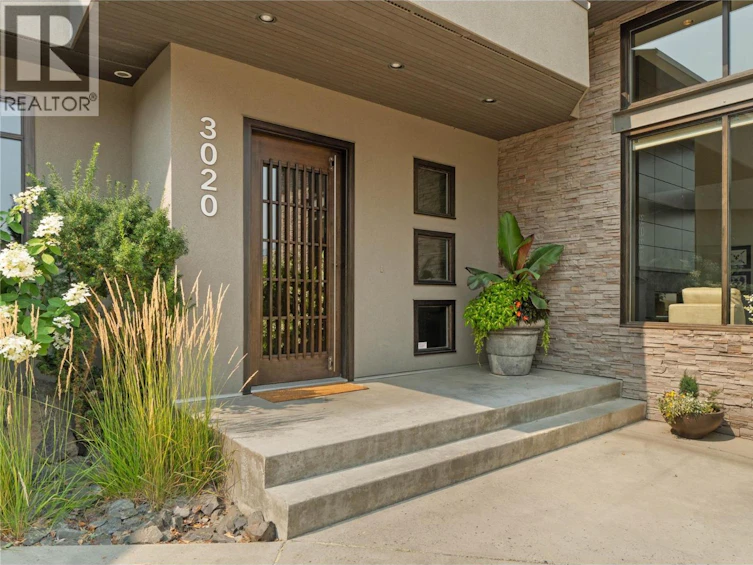 3020 Kicking Horse Drive, Kamloops, BC, V2E 2T6 - 14