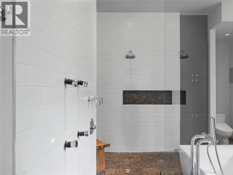 3020 Kicking Horse Drive, Kamloops, BC, V2E 2T6 - 20