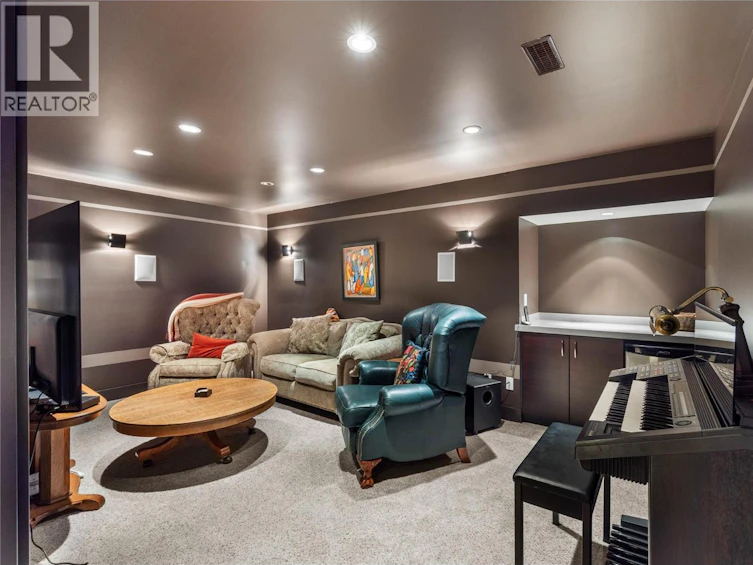 3020 Kicking Horse Drive, Kamloops, BC, V2E 2T6 - 43