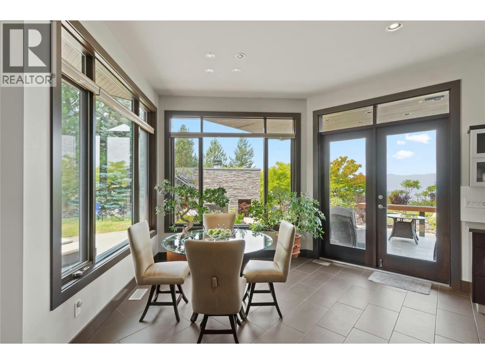 3020 Kicking Horse Drive, Kamloops, BC, V2E 2T6 - 9