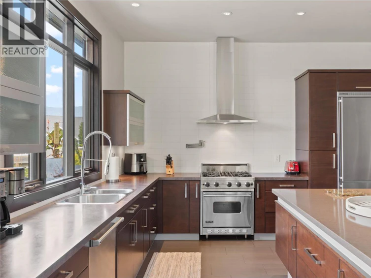 3020 Kicking Horse Drive, Kamloops, BC, V2E 2T6 - 31