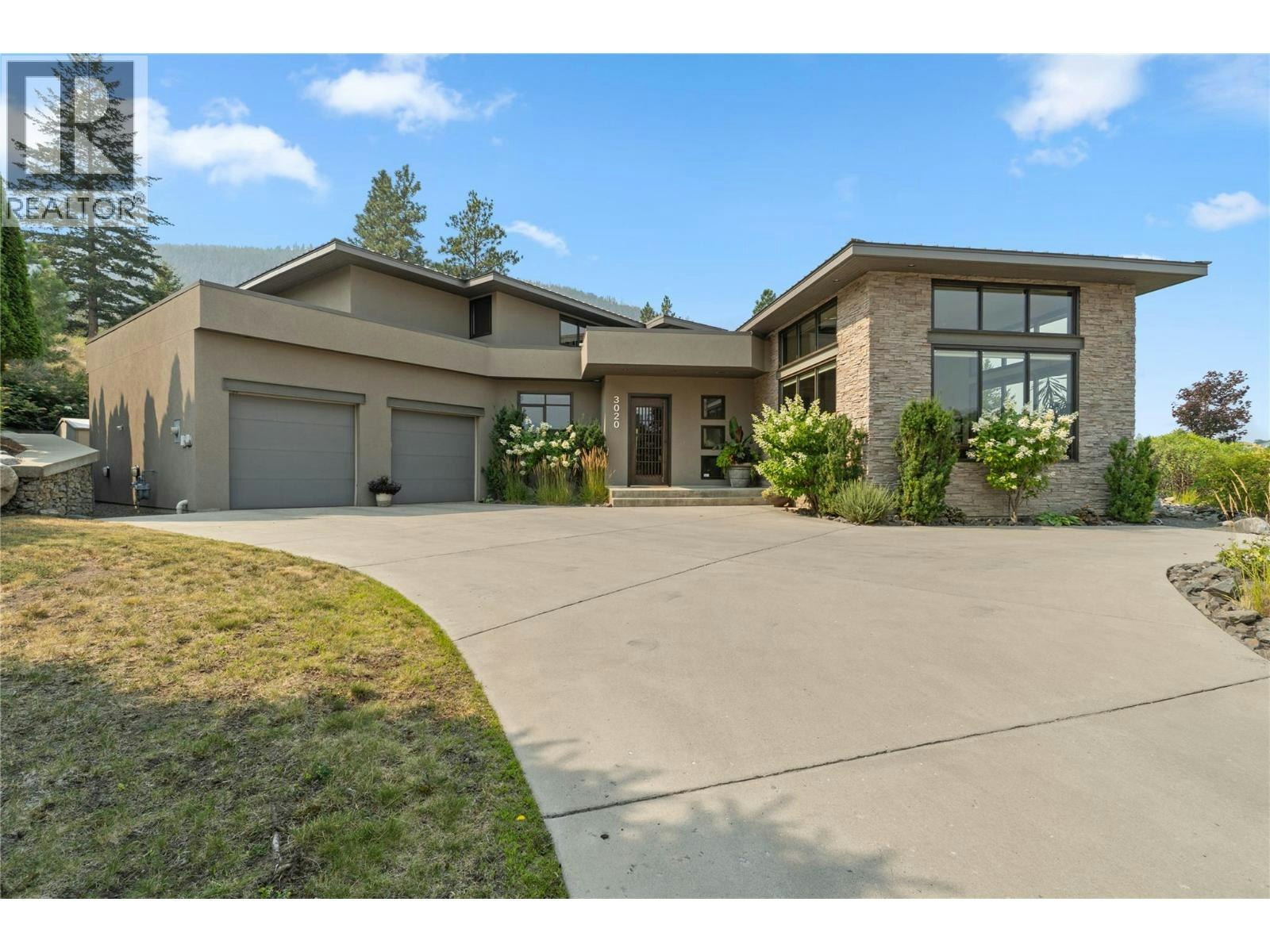 3020 Kicking Horse Drive - 2