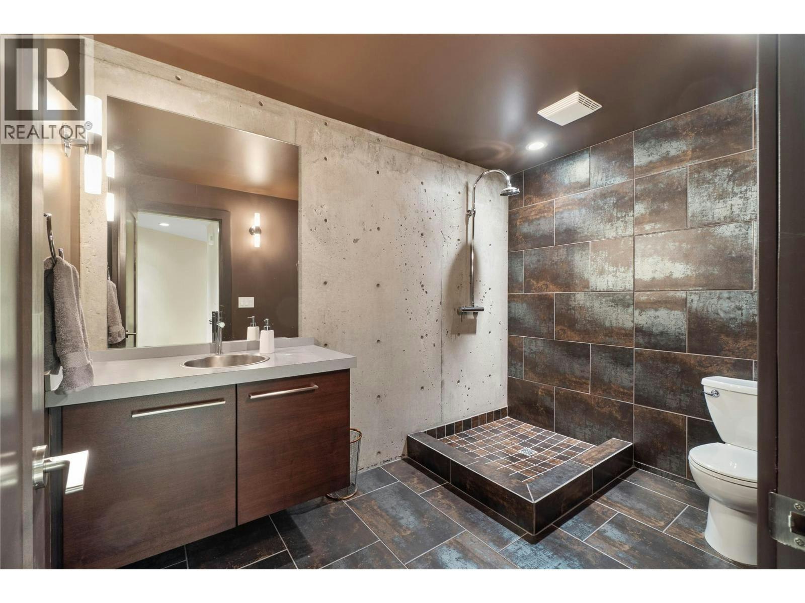 3020 Kicking Horse Drive, Kamloops, BC, V2E 2T6 - 45