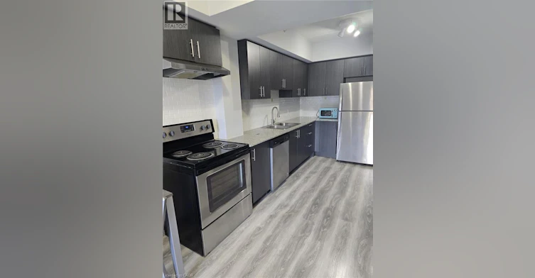 G503-275 Larch Street, Waterloo, ON, N2L 3R2 - 2