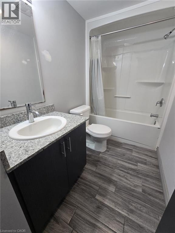 G503-275 Larch Street, Waterloo, ON, N2L 3R2 - 5