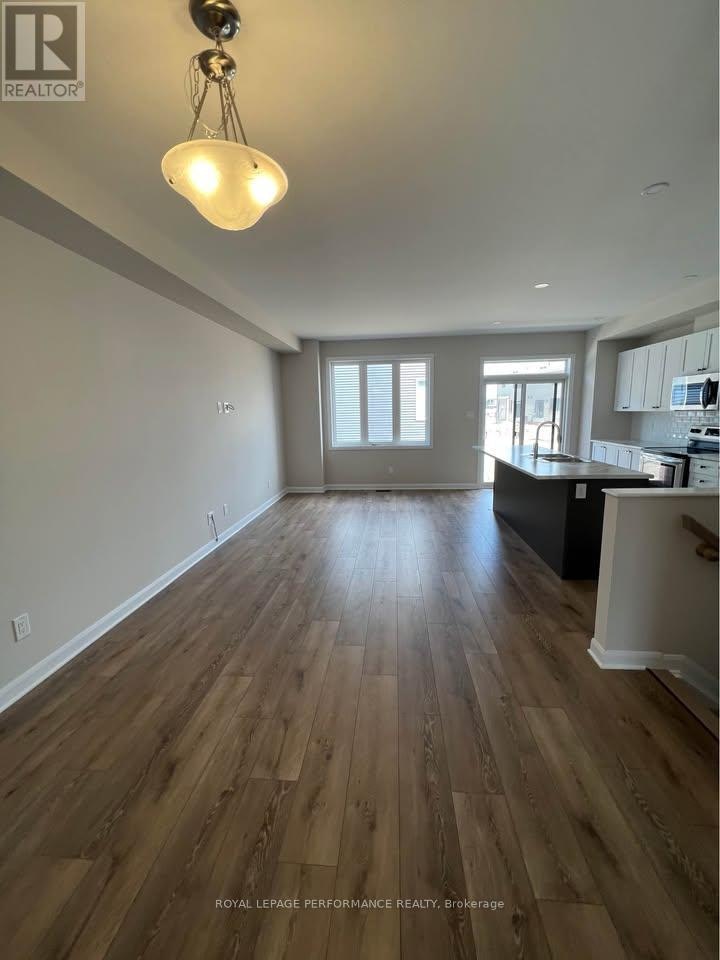 33 Watchim Street, Ottawa, ON, K4A 3W6 - 3
