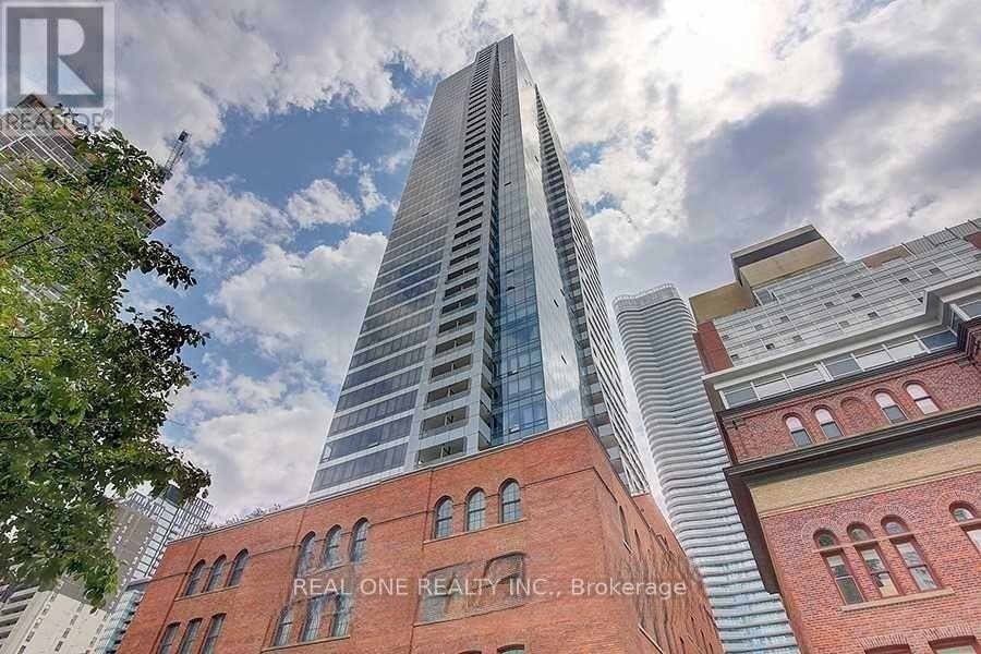LPH4706-5 St. Joseph Street, Toronto, ON, M4Y 1J6