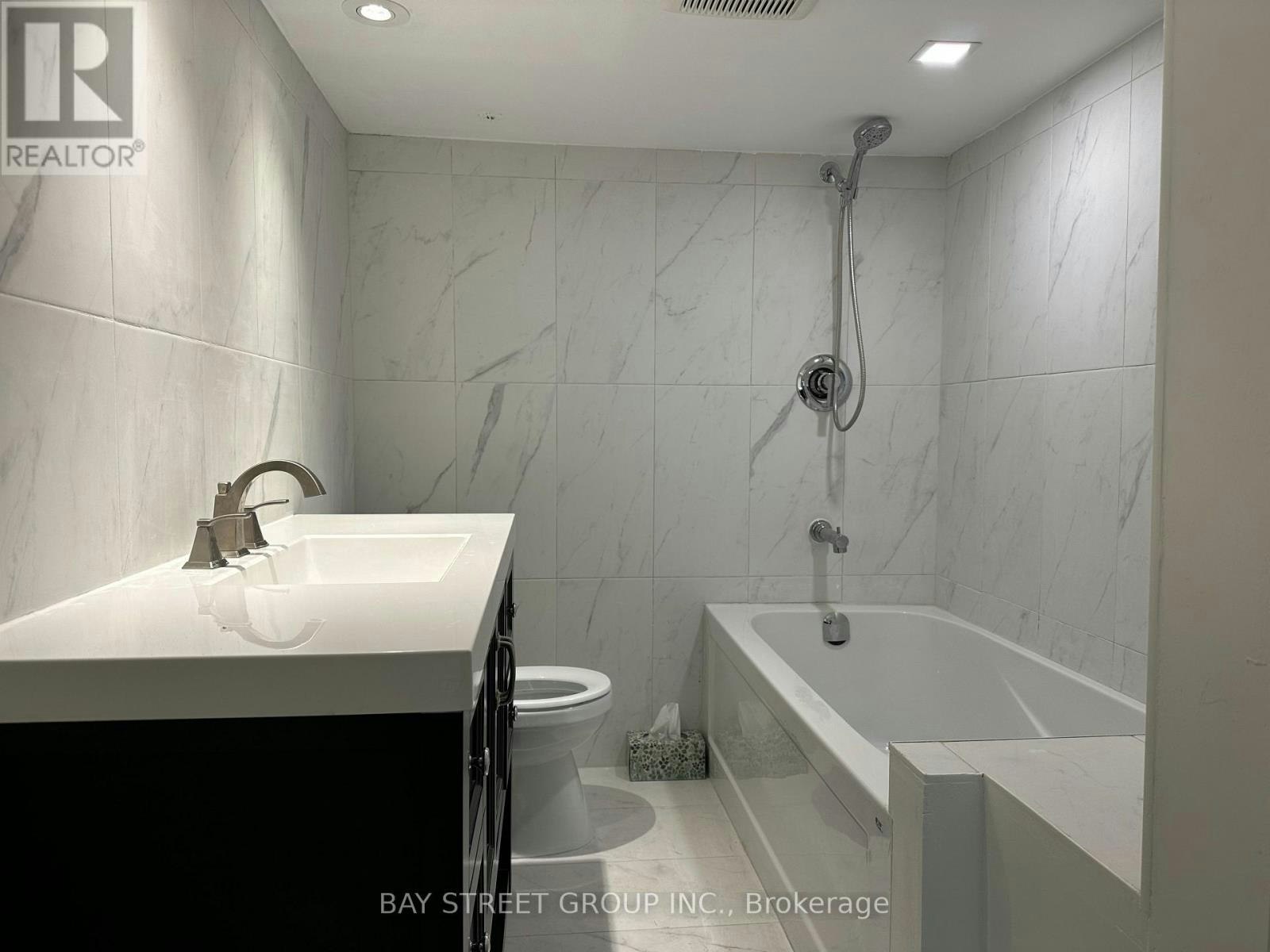 460 Chartwell Road, Oakville, ON, L6J 4A5 - 6