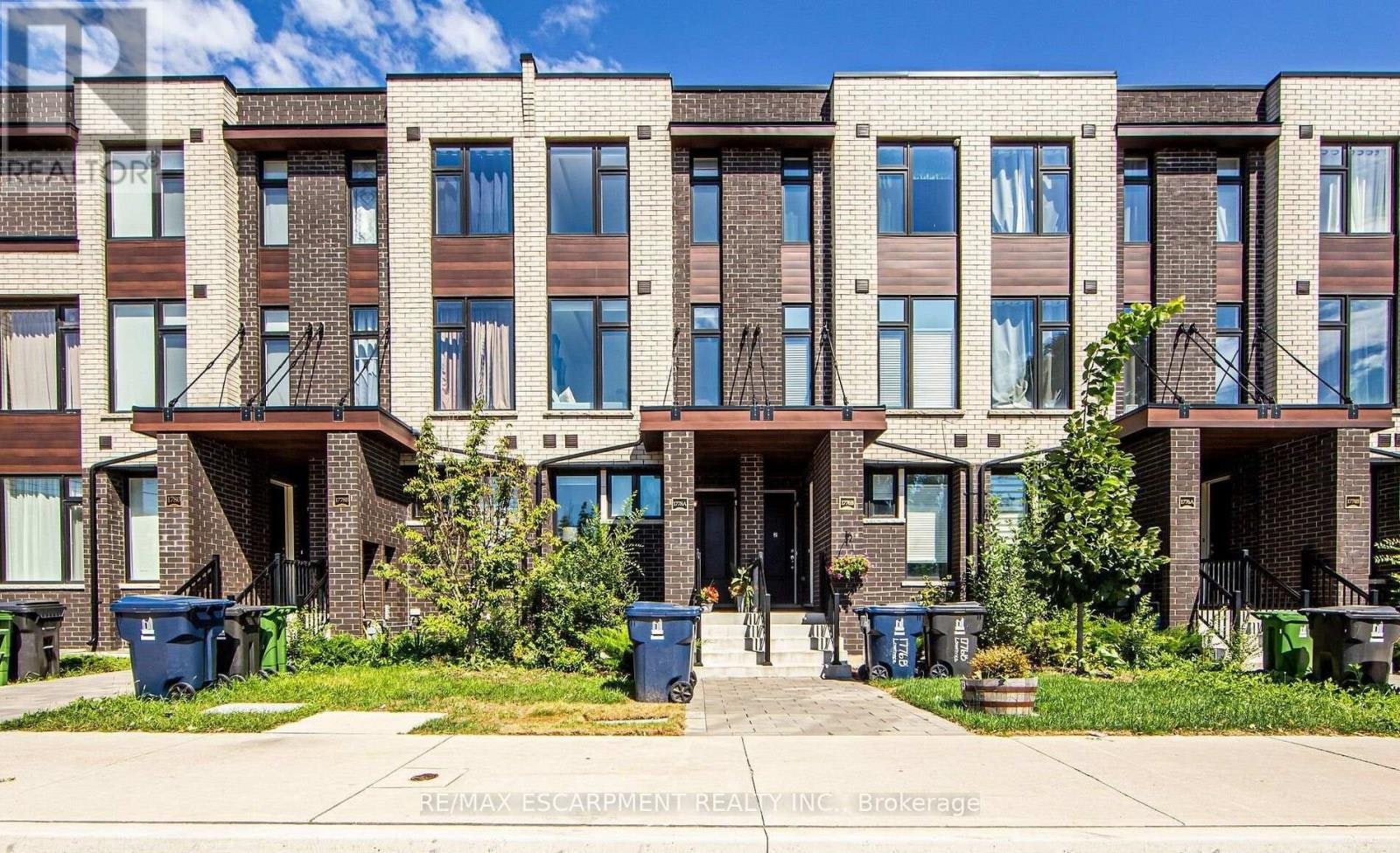 2 1778a Lawrence Avenue W, Toronto, ON, M6L 0A3 - 2