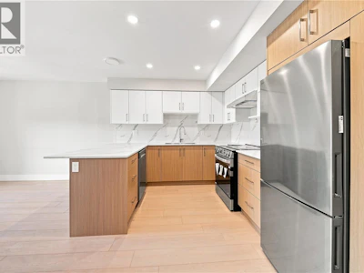 302-171 W Jensen Avenue - 4