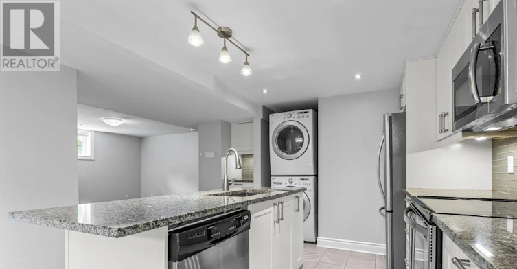 3B Birchwood Drive, Ottawa, ON, K2E 5S7 - 7