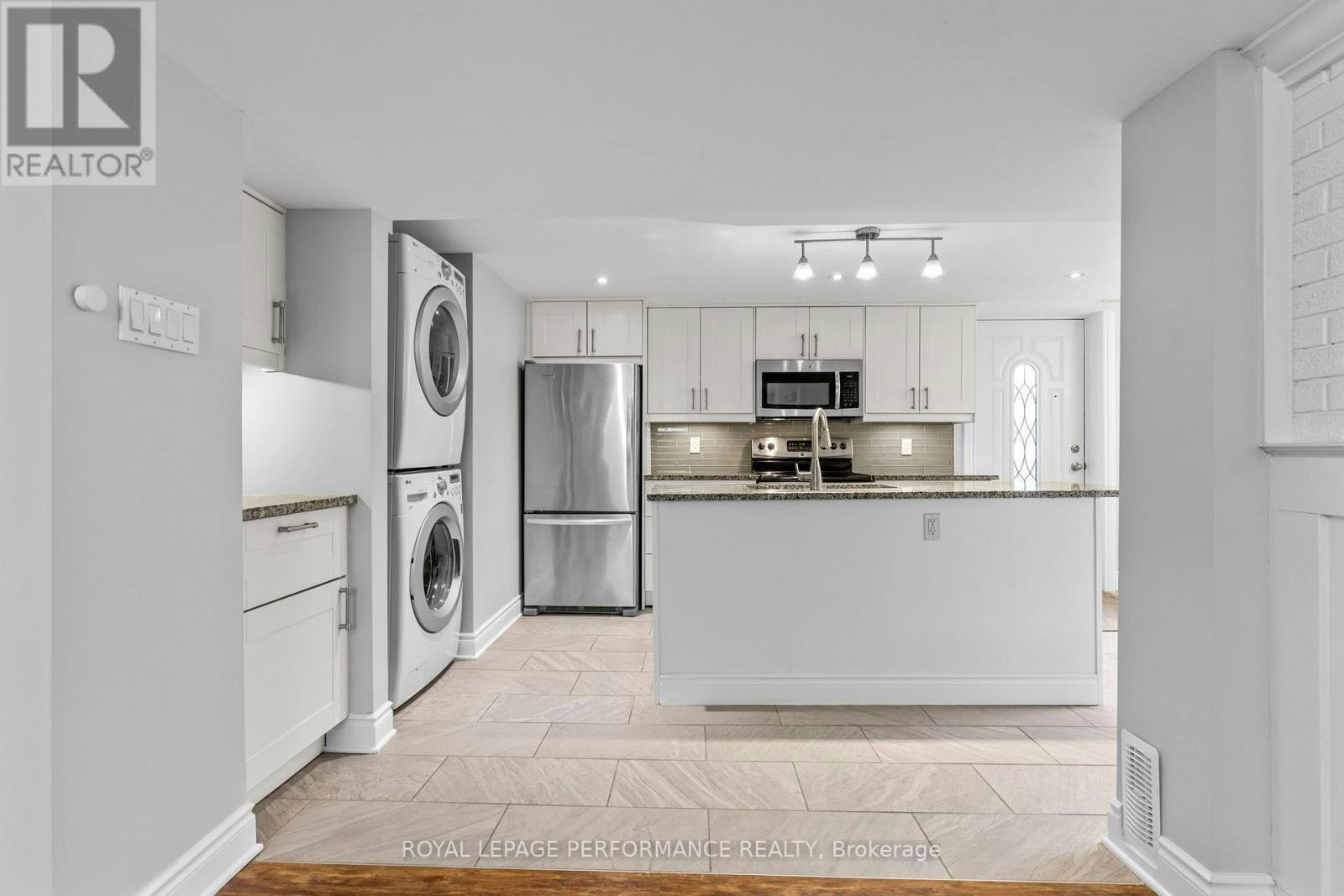 3B Birchwood Drive, Ottawa, ON, K2E 5S7 - 9