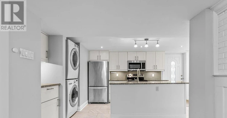 3B Birchwood Drive, Ottawa, ON, K2E 5S7 - 9