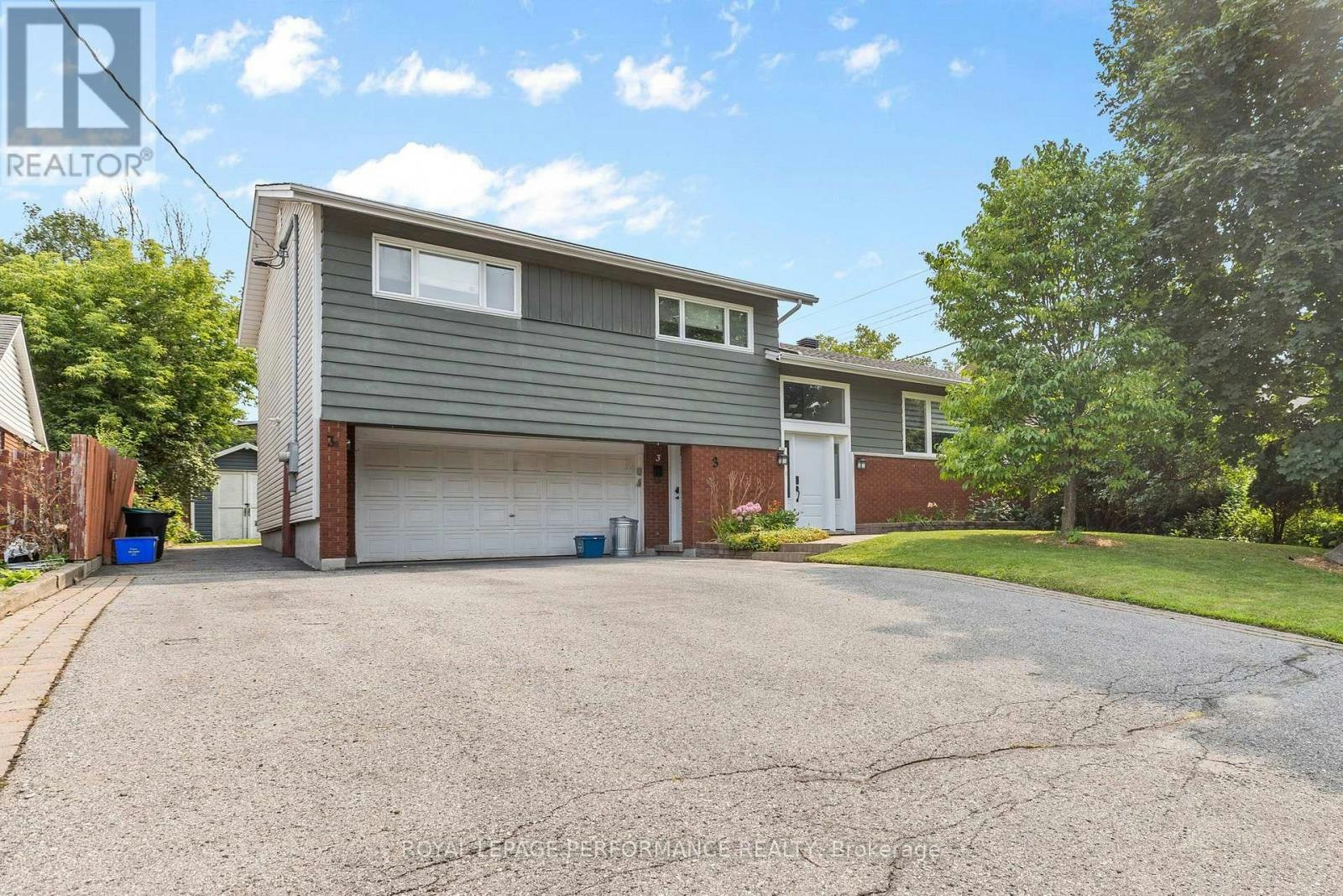 3B Birchwood Drive, Ottawa, ON, K2E 5S7