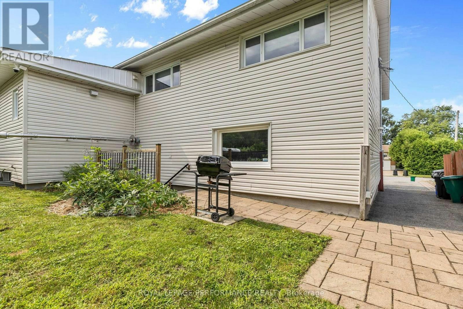 3B Birchwood Drive, Ottawa, ON, K2E 5S7 - 19