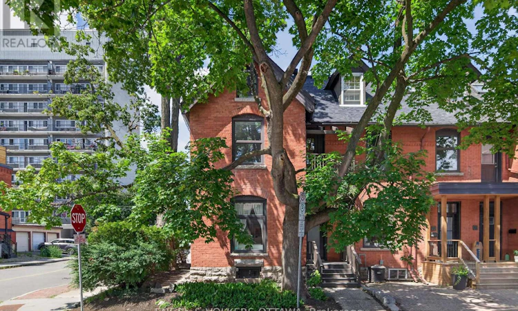 73 Gilmour Street